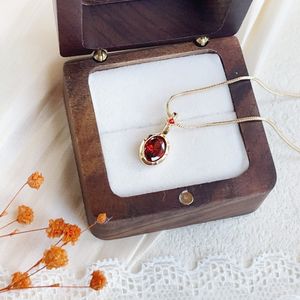 Pendentif grenat vintage pour femme, argent sterling 925 plaqué or 14 carats, bijou délicat pierre de naissance de janvier, cadeau - Product Image 3