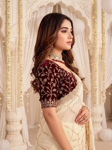 AARA Fashion Elegant Cream Silk <b>Saree</b> <b>Maroon</b> Blouse Traditional Wedding Wear Women India Pakistan Style Floor-Length Regular Fit - Product Image 6