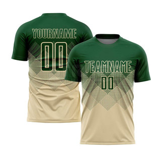 Uniforme de football personnalisé par sublimation, conçu avec un tissu en polyester léger, respirant, durable, coutures flexibles, coupe ajustée pour le match - Product Image 4