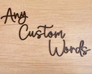 Letrero Personalizado con Nombre de Familia, Letras de Madera Negra para Decoración de Pared, Placa para Entrada de Casa - Product Image 1