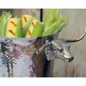 Seau à glace de luxe pour hôtel et bar Zahid Exports, modèle ZE-3461I, en aluminium martelé fait main, écologique, motif vertical moderne - Product Image 1