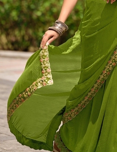 Sari en Georgette Brodé Rayé pour Femme KV, Style Bollywood, avec Blouse Non Cousue (Vert), Réversible, Séchage Rapide, Infroissable, Idéal Mariage - Product Image 4