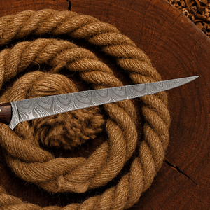 Cuchillo de Filetear Ambidiestro Moderno Hecho a Mano con Hoja de Acero de Damasco de 7 Pulgadas y Mango de Madera, Apto para Lavavajillas - Product Image 3