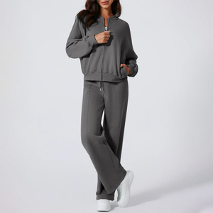 Direct Factory Supplier of Cotton Blend Loungewear Sets Custom Logo Private Label Wholesale Sweat Suits & Trendy <b>Women</b> Tracksuit - Product Image 3