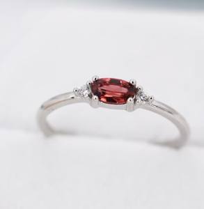 แหวนพลอยโกเมนธรรมชาติในตัวเรือนเงินสเตอร์ลิง เงินหรือทอง แหวนพลอยโกเมนธรรมชาติ แหวนพลอยขนาดเล็ก - Product Image 4