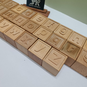 Ensemble de blocs de l'alphabet en bois de style Montessori fait à la main jouet d'apprentissage sûr et durable pour les tout-petits et les enfants d'âge préscolaire de A à Z - Product Image 6