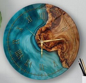 Horloge murale analogique en quartz résine, faite à la main, décorative en époxy, motif abstrait bleu grain de bois, chiffres romains, décoration murale pour salon - Product Image 1