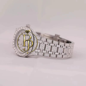 Montre-bracelet élégante de luxe pour femme avec diamants, bracelet en acier inoxydable, mouvement analogique à quartz, boîtier et fermoir déployant, résistante à l'eau - Product Image 2