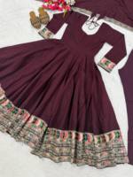 Pakaian etnik India Georgette berat desain bordir bekerja gaun Anarkali panjang dengan pekerjaan bordir mewah Dupatta pirewas