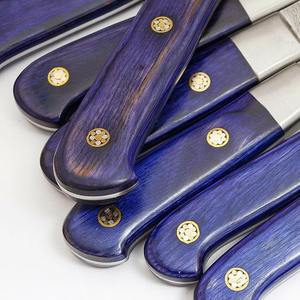 Couteaux de cuisine professionnels en acier Damas faits à la main, 7 pièces, manches en plastique, lame à pointe tombante, personnalisables OEM - MS Enterprise - Product Image 3