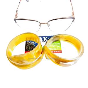 Brazalete pulido de cuerno de búfalo natural, accesorio de moda moderno hecho a mano ecológico de Falak World Export - Product Image 1