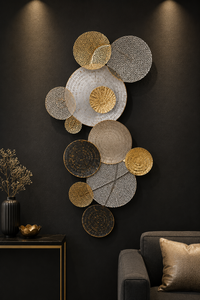 Escultura de Pared de Disco Metálico Abstracto de Lujo, Arte Geométrico Texturizado en Dorado, Plateado y Negro para Decoración Interior Moderna - Product Image 6