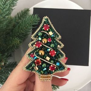 Fashionable Embroidered Beaded Brooch Handmade Decorative Accessory for Bags Hats and Scarves - Product Image 2