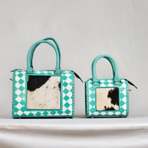 Bolsa de Lona de Cuero con Diseño de Diamantes Blancos Turquesa, con Cierre de Cremallera, Estilo Casual - Product Image 5