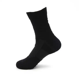 Vente en gros de chaussettes chaudes en peluche douce de haute qualité, chaussettes en laine et cachemire pour hommes, chaussettes thermiques unisexes pour l'hiver - Product Image 4