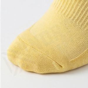 Chaussettes de compression montantes confortables 20-30 mmHg pour la course, respirantes, durables, douces, pour la gym, couleur personnalisée, adaptées aux paires, à porter - Product Image 6