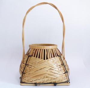 Vase Ikebana, panier en bambou tissé à la main japonais avec insert en bambou, récipient pour arrangement floral naturel, fournisseur d'usine - Product Image 1