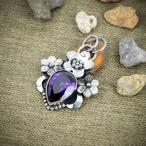 Pendentif floral en améthyste naturelle, argent sterling 925, sertissage clos en or, fait main, vintage, bijoux de fiançailles en pierres précieuses, exportateur OEM - Product Image 5