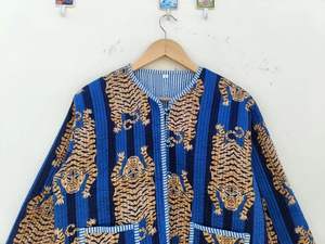 Veste en coton matelassée florale : Manteau léger réversible fait main - Product Image 2