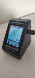 Espectrofotómetro de Color Portátil Universal Sensegood Instruments, Colorímetro con Comunicación USB, Fuente de Luz LED, Longitud de Onda de 1 nm - Product Image 5