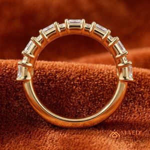 แหวนหมั้นเพชรโมอิสซาไนต์ทรงเหลี่ยมมรกต ชุบทอง 18K แหวนแต่งงานเพชร เครื่องประดับชั้นดีสำหรับผู้หญิง แหวนหรูสำหรับเจ้าสาว ฉลองครบรอบแต่งงาน - Product Image 2