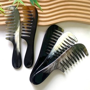 Peine de Cuerno Natural de Alta Calidad para Peinar el Cabello, Barba y Bigote, Hecho a Mano, Ecológico, Moderno, Herramienta Anti-Frizz - Product Image 5