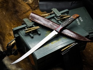 Cuchillo de caza con mango de cuerno de carnero y funda de cuero, hoja de punta caída, acero con alto contenido de carbono, grado industrial, grosor de 0.6 mm - Product Image 1