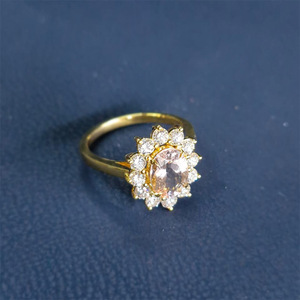 Anillo de Boda RIZTA JEWELS con Diamante Cultivado en Laboratorio, Corte Ovalado, Color D, para Mujer y Pareja, Certificado IGI, Claridad VS2 - Product Image 2