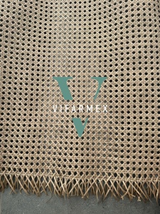 Feuille de treillis en rotin tressé hexagonal, rouleau de 15 m, personnalisable pour portes d'armoires et plafonds - Product Image 2