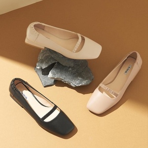 รองเท้าส้นเตี้ยผู้หญิงแบบแมรี่เจน 2.5 ซม. รุ่น ELCANW034 สไตล์จีน (ออกแบบโดยเกาหลี) - Product Image 1