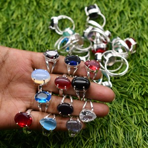 Lote de 5 a 50 Anillos de Estilo Vintage al por Mayor, Chapados en Plata 925, con Piedras Preciosas Naturales Mixtas, Joyería Cristiana Retro Unisex - Product Image 1
