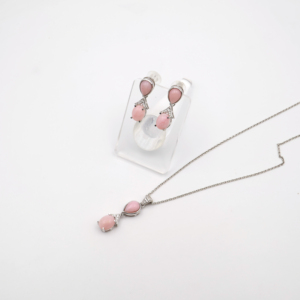 Juego de pendientes de ópalo rosa con colgante de plata 925 con detalles de diamantes americanos, diseño ovalado de tuerca y gota. - Product Image 5