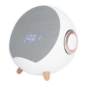 Q8 Không Dây Sạc Thông Minh Máy Tính Để Bàn Loa Ai Thông Minh Loa Hỗ Trợ TF Thẻ U Đĩa Với Đồng Hồ Báo Thức - Product Image 2