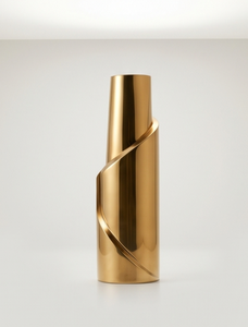 Vase décoratif en métal doré de luxe, design moderne à texture cylindrique superposée, pour la décoration intérieure de la maison, du bureau ou du hall. - Product Image 1