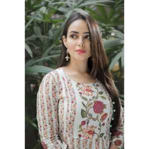 Ensemble Kurta pour femmes, blanc floral, manches longues, respirant, taille XS - Product Image 1