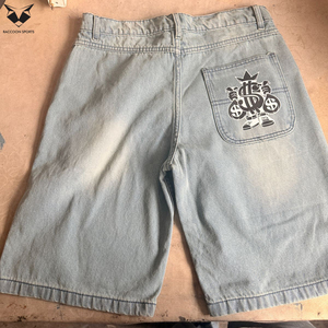 Shorts de mezclilla de cintura alta para hombre, con efecto desgastado, dobladillo sin rematar, rasgados, estilo casual vintage, ajuste slim, para verano - Product Image 6