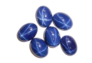 Zafiro Azul Estrella Ovalado de 12x16mm, 14 Quilates, Creado en Laboratorio, Cabujón Pulido con Efecto de Estrella de 6 Puntas para Joyería - Product Image 6