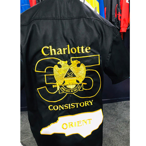 Camisa Negra Personalizada Shriners – Bordado “I Am Our Mystic Temple 2002” Regalia Masónica - Product Image 6