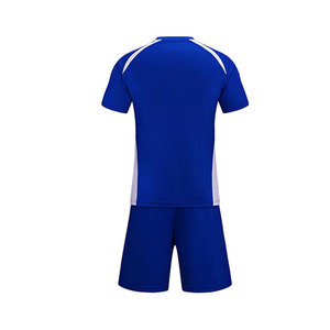 Ensembles de maillots de football d'hiver respirants, anti-humidité et antibactériens en 100 % polyester, fabriqués au Pakistan, de haute qualité, avec nom d'équipe sur le devant - Product Image 2