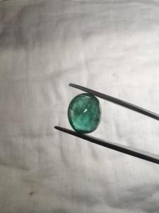 Émeraude naturelle de Zambie de 3,70 carats, taille ovale, pierre précieuse verte de qualité supérieure pour la fabrication de bijoux fins, vente en gros - Product Image 2