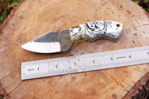 Couteau de chasse artisanal en acier carbone avec manche en résine, lame fixe, couteau de camping d'extérieur avec étui en cuir - Product Image 4