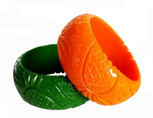 Juego de Brazaletes de Resina Acrílica Tallada Vintage, Diseño de Plantas, Elegantes, Negros, Verdes y Rojos, Hechos a Mano, Joyería Unisex para Mujer - Product Image 2