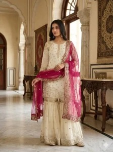 Conjunto de Salwar Kameez de Fiesta para Mujer, Diseño RICH LOOK, Top de Terciopelo Modal con Bordado de Hilo, Sharara y Dupatta, Color Azul Cielo - Product Image 3