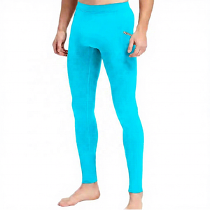 Leggings de compression intégrale pour hommes, couleur unie, taille élastique, logo thermocollé sur la jambe droite, en Spandex et Nylon - Product Image 5