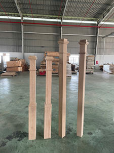 Poste de Escalera de Álamo Duradero y Ecológico 4075, Fabricación Disponible, Certificado FSC, Modelo Personalizado, Piezas para Escaleras - Product Image 4