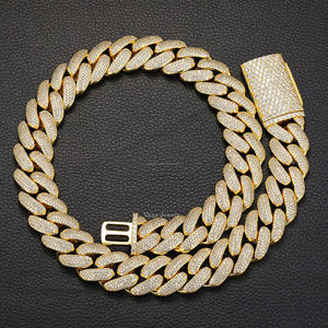 Collar de cadena cubana de moissanita de 20MM masivo chapado en oro de 14K, joyería informal estilo Hip Hop de alto brillo para hombres y mujeres - Product Image 1