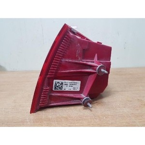 Feu arrière extérieur gauche LED d'occasion d'origine A8 D4 2010-2013 4E0945095H - Product Image 3