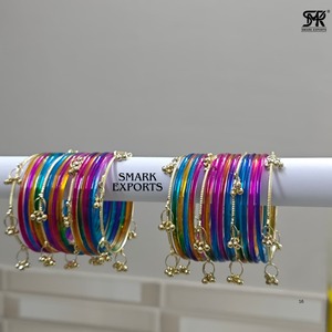 Ensemble de bracelets multicolores plaqués or de style cachemiri, Ghungru pour les deux mains, bijoux traditionnels indiens Chudi, mode féminine, bijoux de mariée - Product Image 6