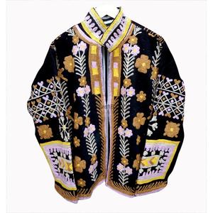 Chaqueta de Algodón Tejida con Bordado Floral Tradicional para Mujer, Cuello Mandarín, Hecha a Mano, Manga Larga, Invierno, A2ZCraftBazar - Product Image 1