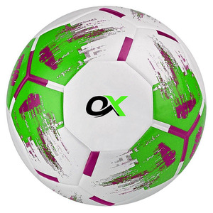 ลูกฟุตบอลคุณภาพสูงขนาดมาตรฐานเบอร์ 5 จาก Oxva Industries ผลิตจาก PVC น้ำหนักเบา ทนทาน เย็บด้วยมือ สำหรับขายส่ง - Product Image 3